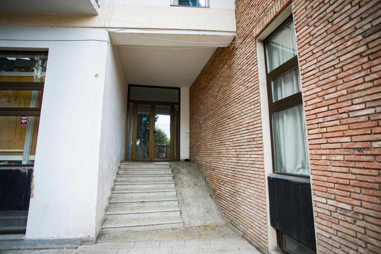 Apartment Art Django Old Avlabari Tbilisi Luaran gambar