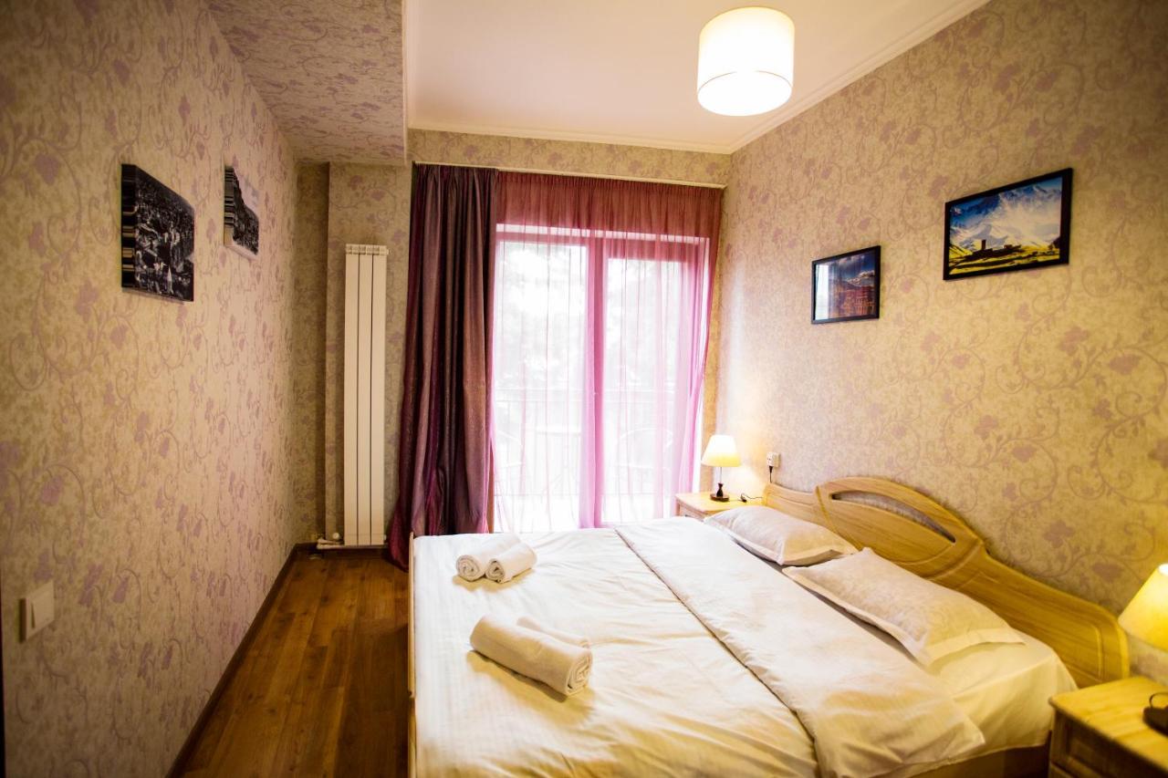 Apartment Art Django Old Avlabari Tbilisi Luaran gambar